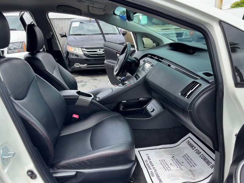 Used 2013 Toyota Prius Persona Series FWD image 12