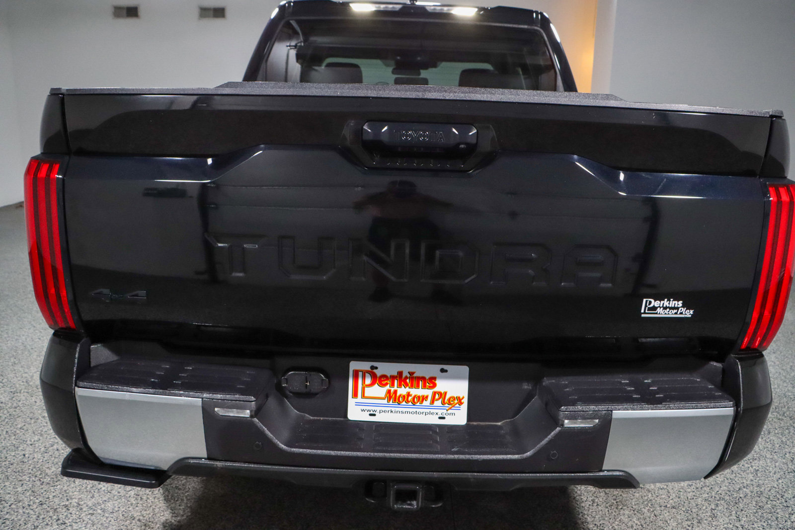 Used 2023 Toyota Tundra SR5 w/ TRD Off-Road Package image 9