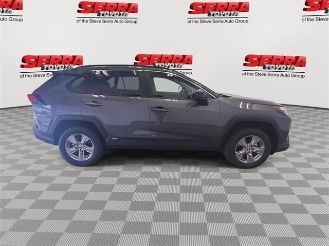 Used 2025 Toyota RAV4 LE image 10