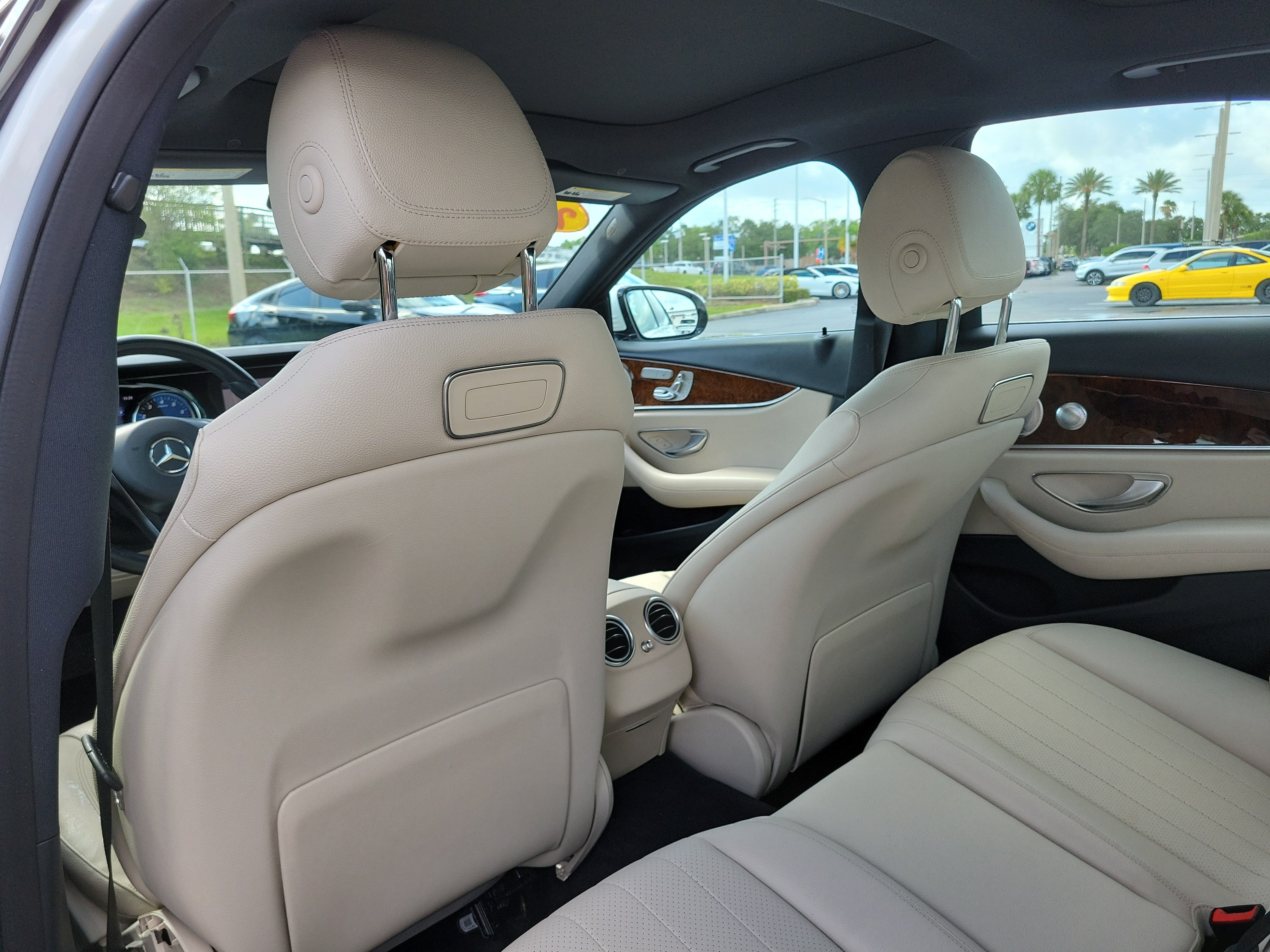 Used 2018 Mercedes-Benz E 300 image 11