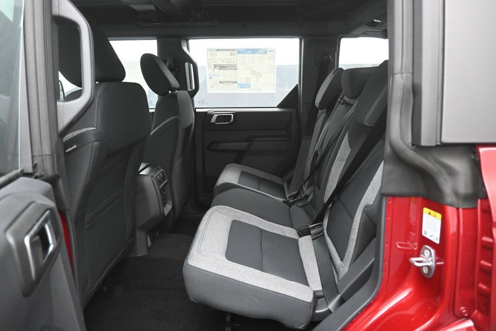 New 2026 Ford Bronco 4-Door AWD/4WD image 2