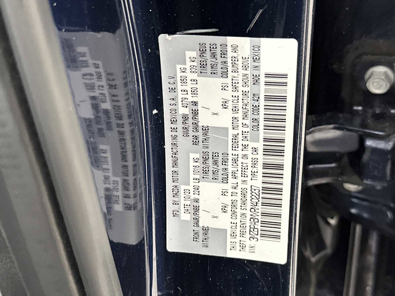 Used 2024 MAZDA MAZDA3 s image 27