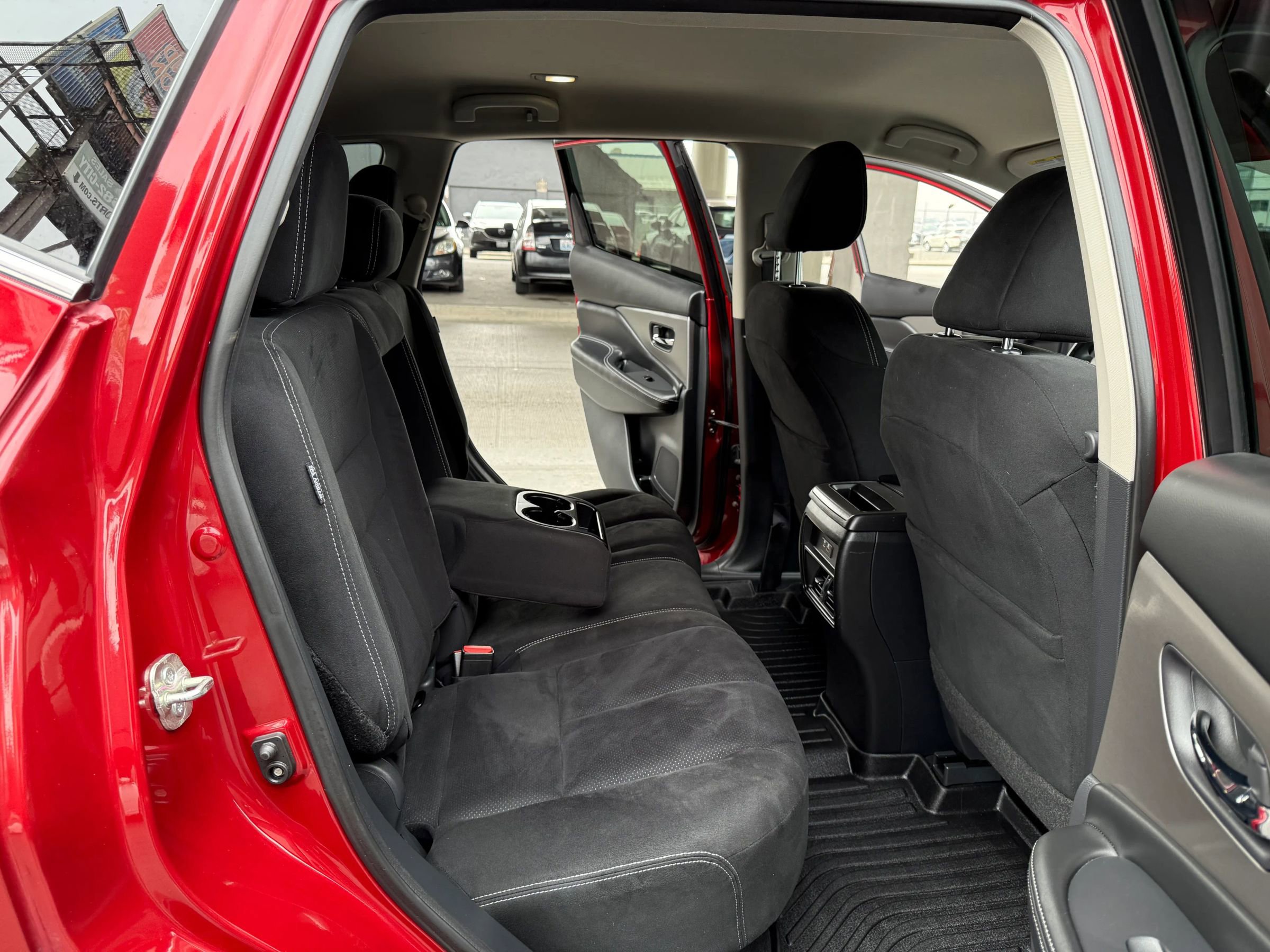 Used 2019 Nissan Murano S image 17