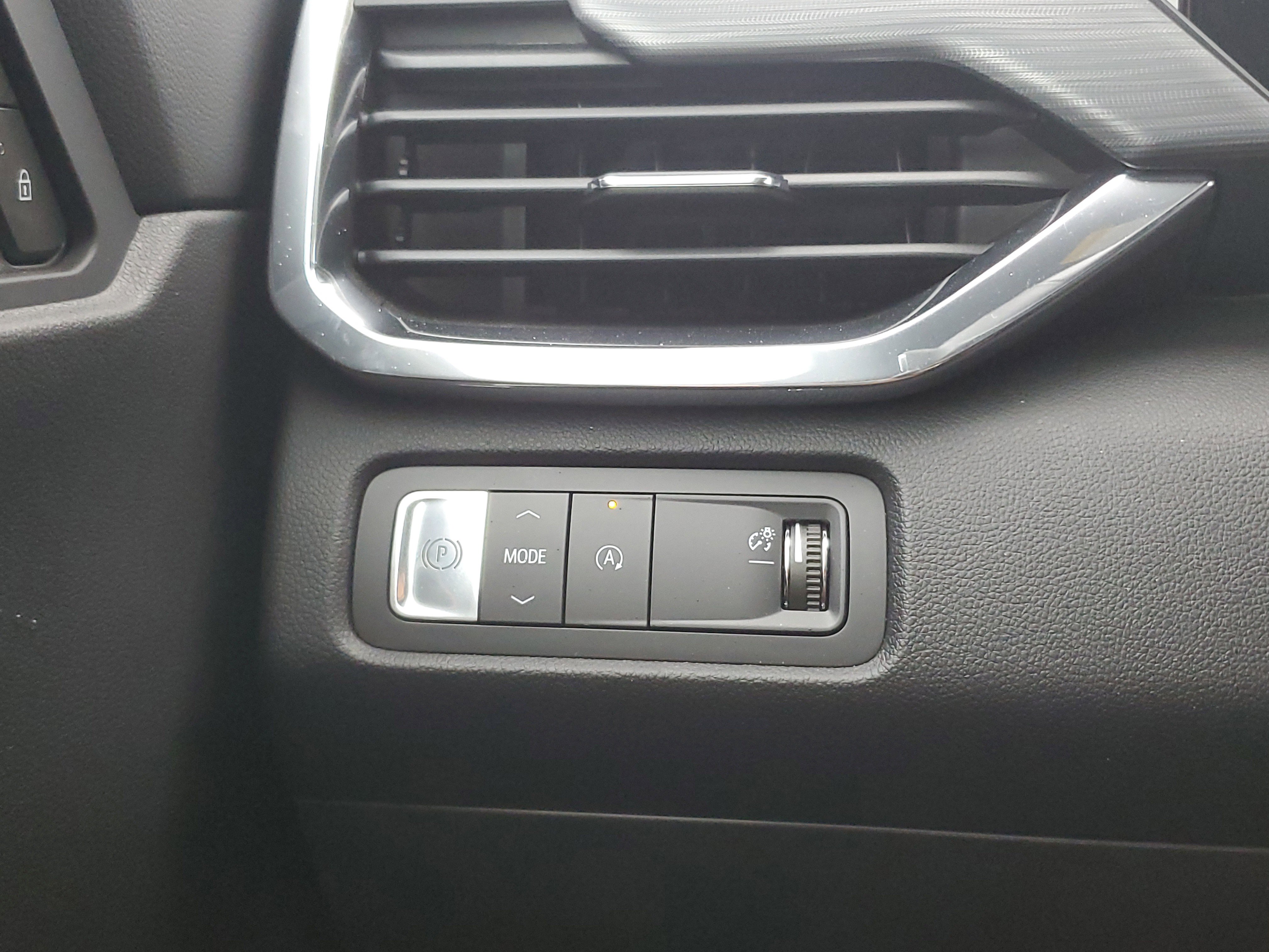 New 2025 GMC Acadia Elevation image 25