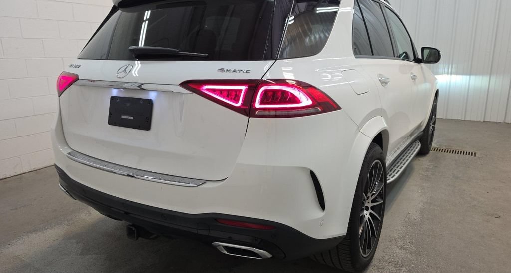 Certified 2024 Mercedes-Benz GLE 450 4MATIC image 4