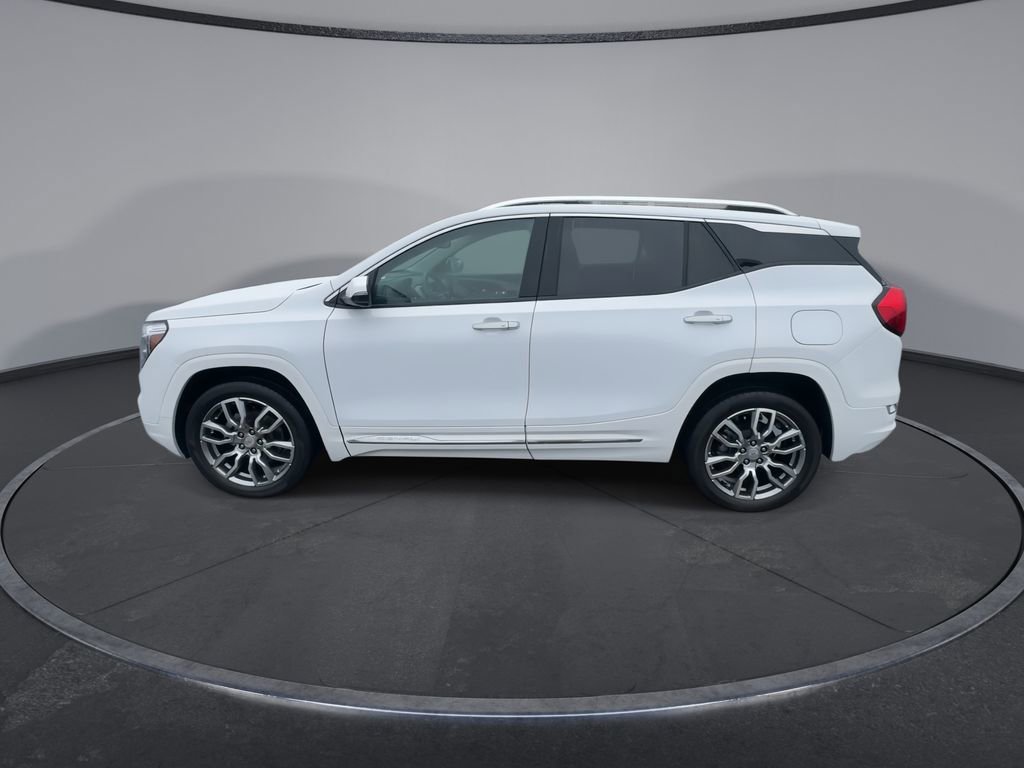 Certified 2022 GMC Terrain Denali image 5