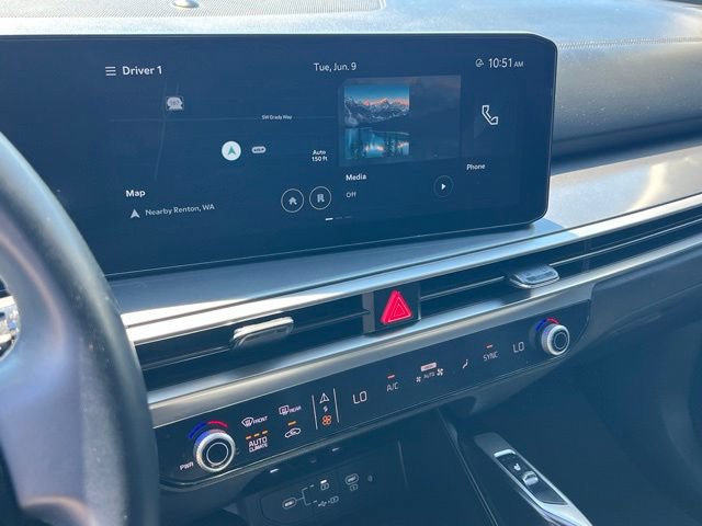 Certified 2024 Kia Sorento S FWD image 19