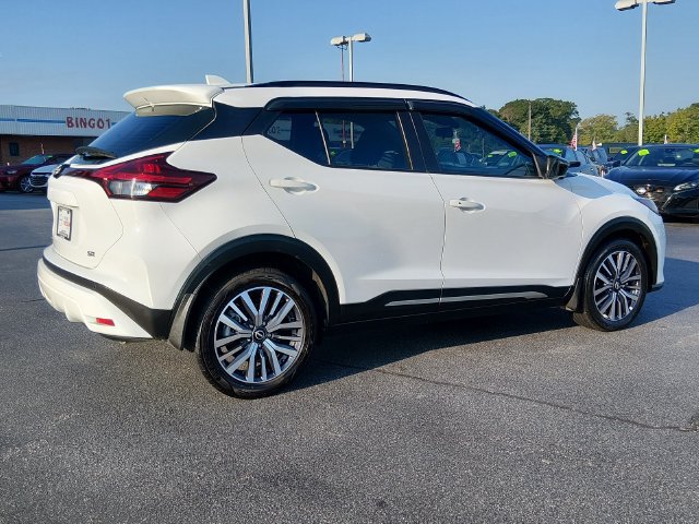 Used 2024 Nissan Kicks SR FWD image 3