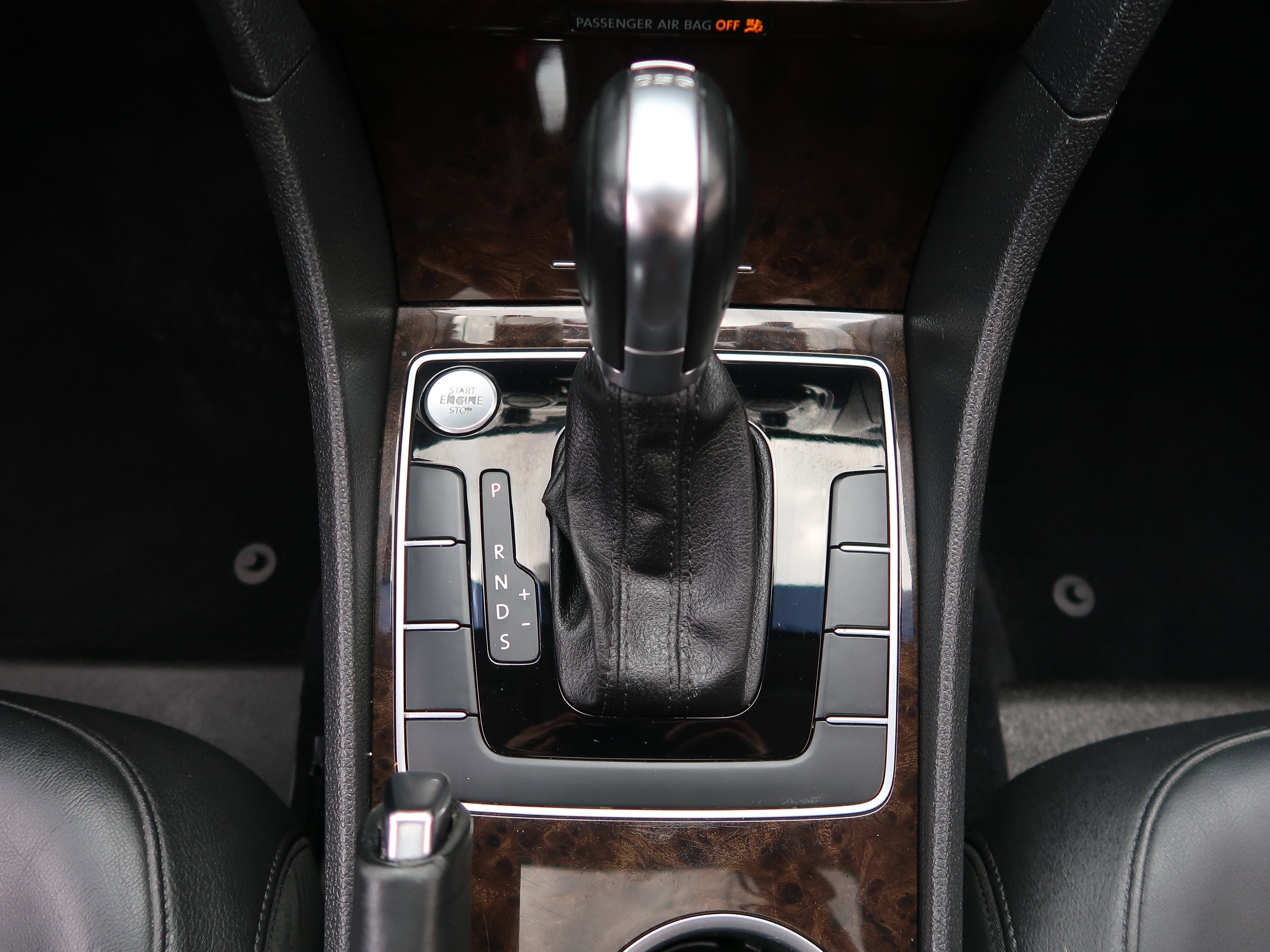 Used 2014 Volkswagen Passat TDI SEL Premium FWD image 20