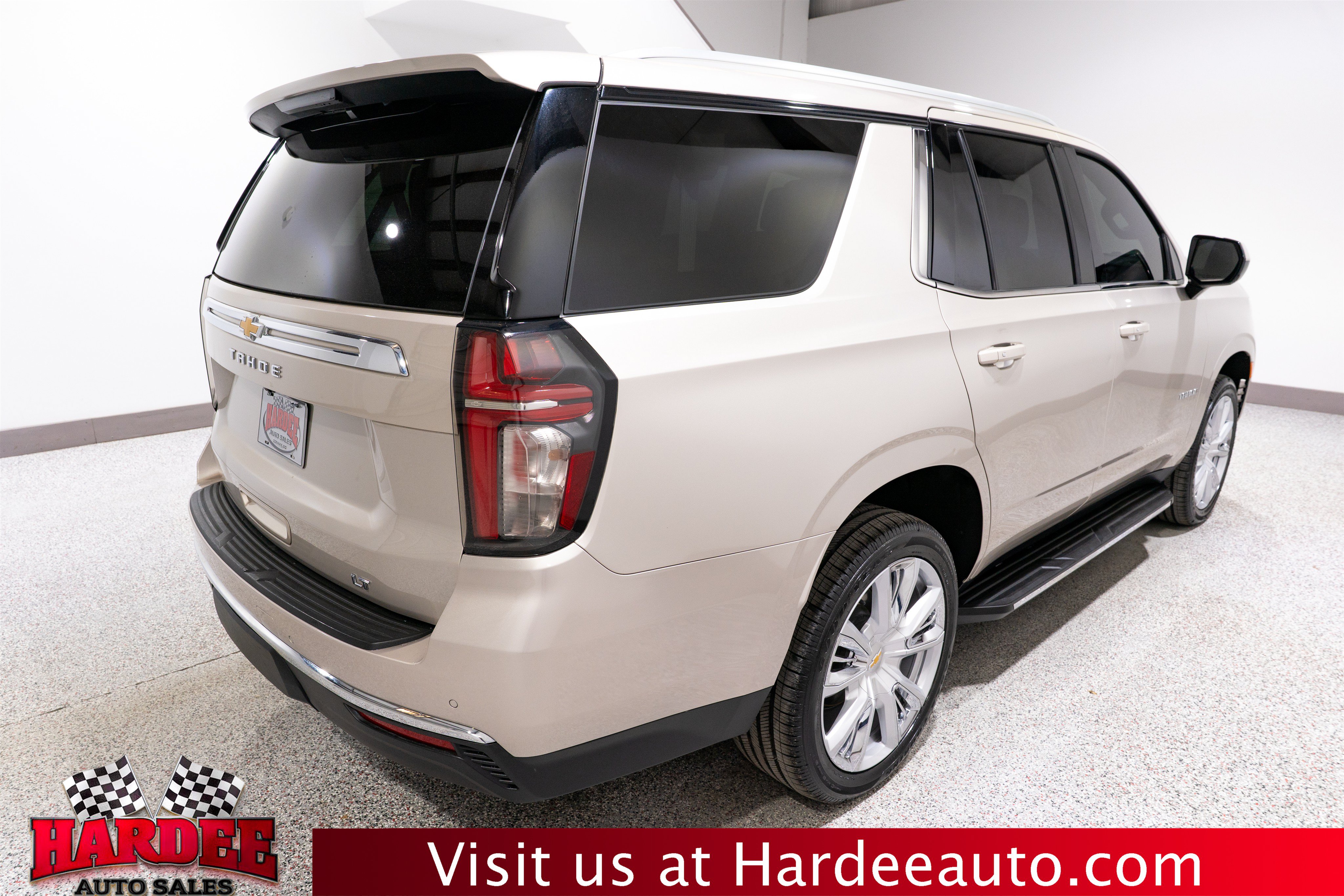 Used 2023 Chevrolet Tahoe LT RWD image 5