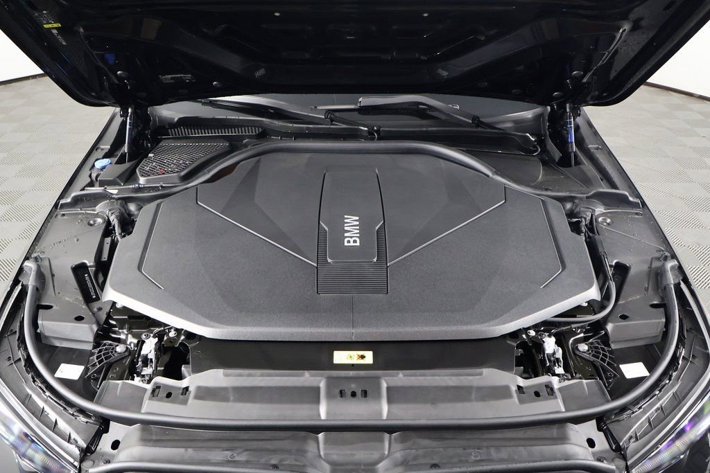 New 2026 BMW i5 eDrive40 w/ M Sport Package image 9