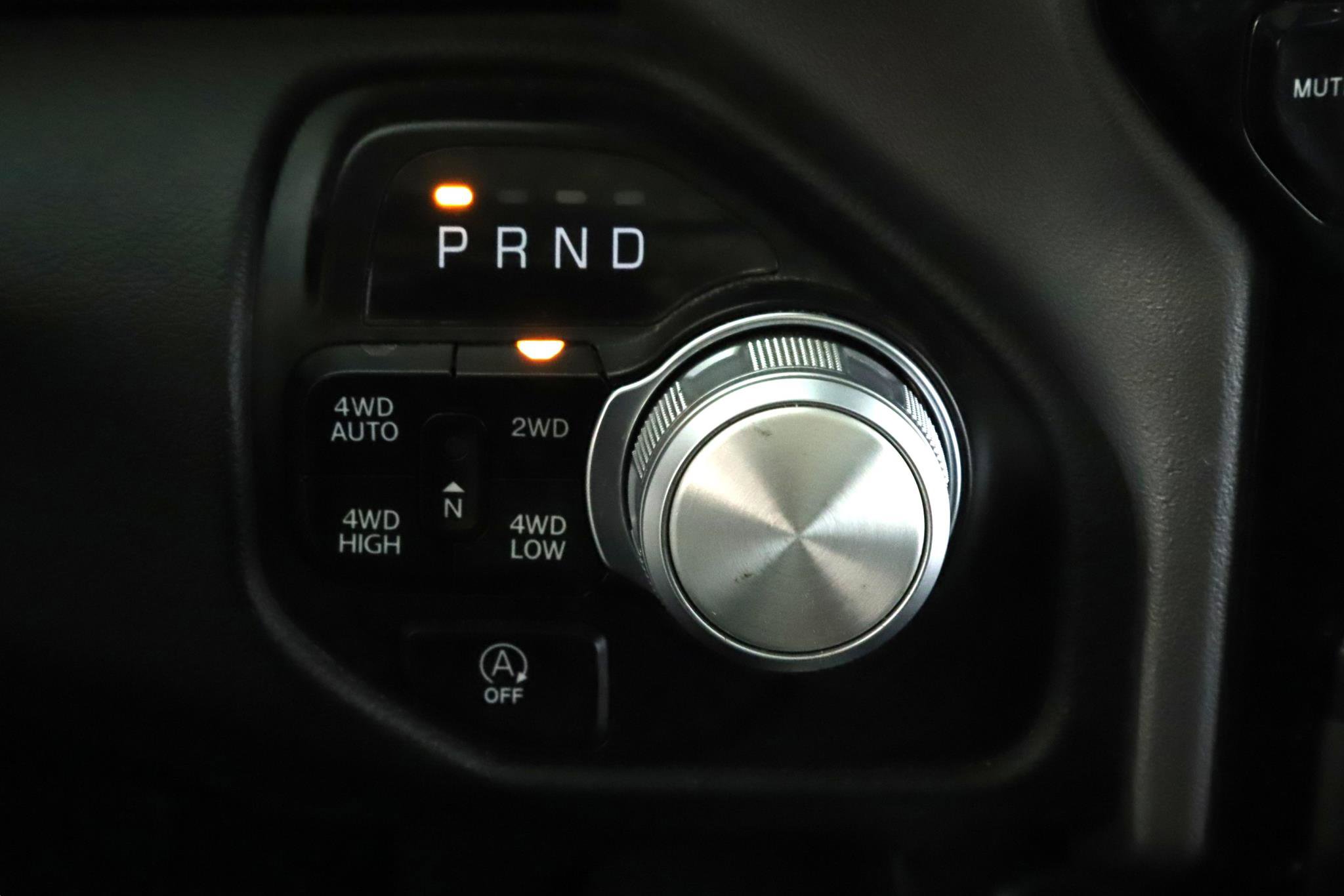 Used 2024 RAM 1500 Laramie AWD/4WD image 16