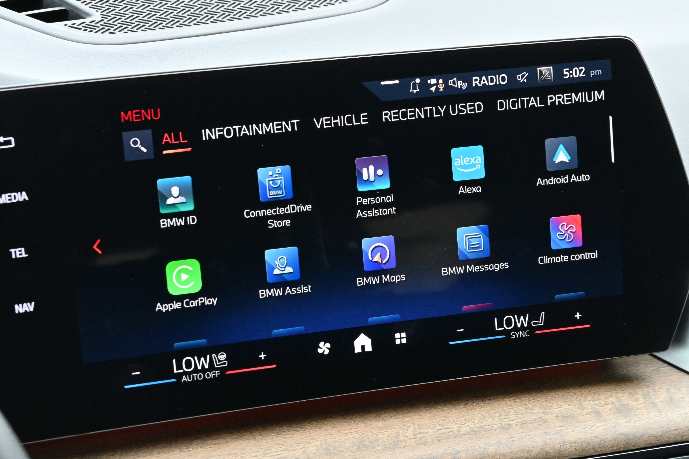 Certified 2025 BMW X1 xDrive28i w/ Technology Package image 32