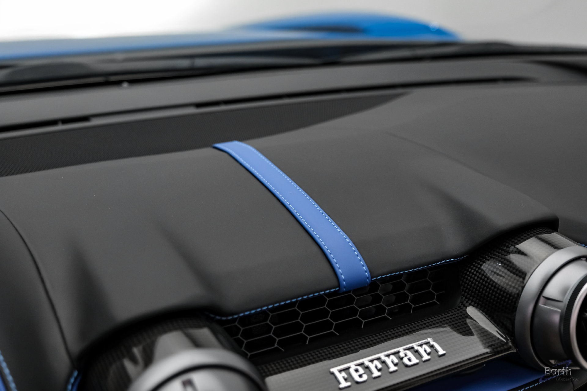 Used 2022 Ferrari 812 GTS RWD image 90