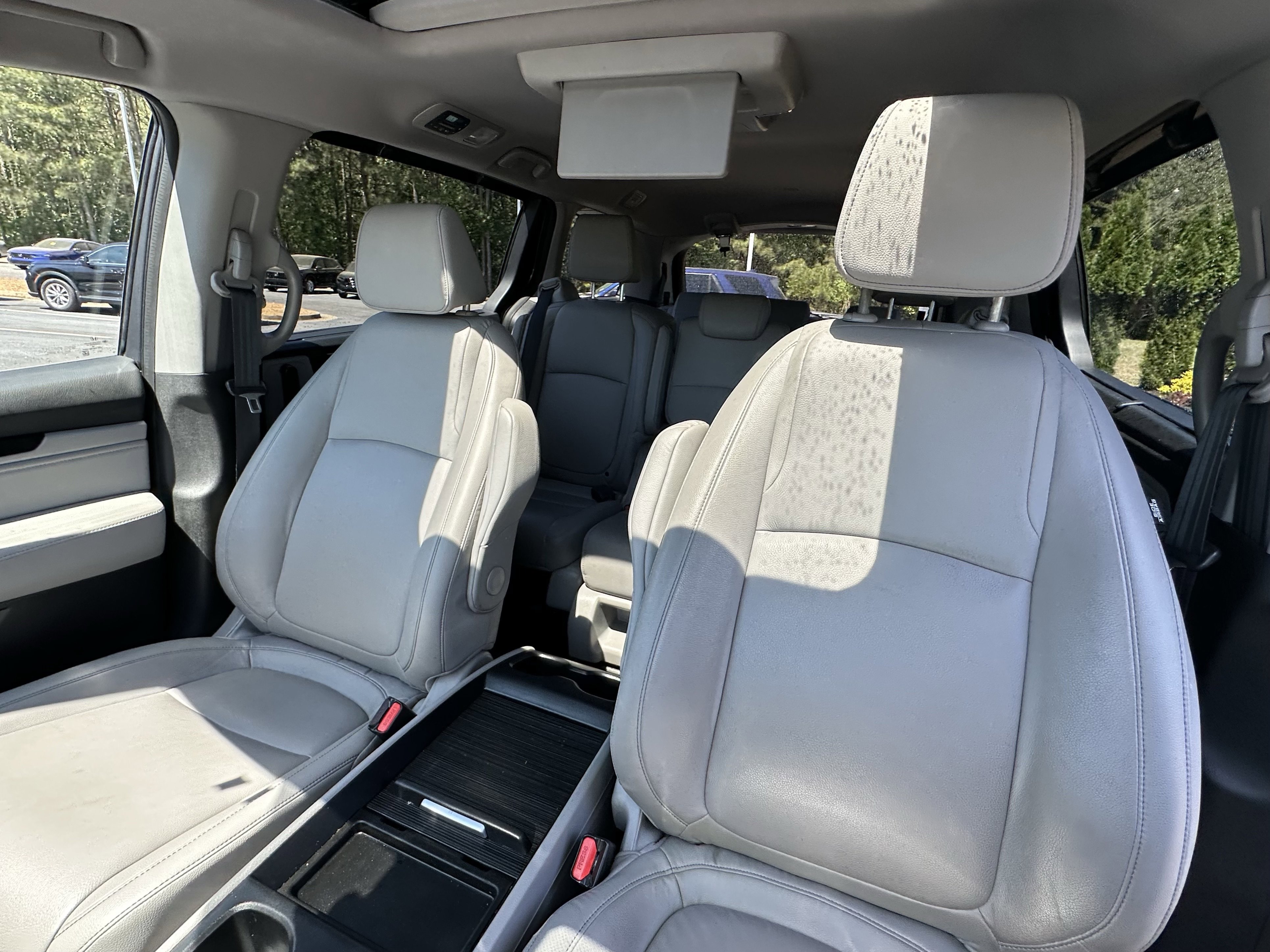 Used 2023 Honda Odyssey Touring image 8