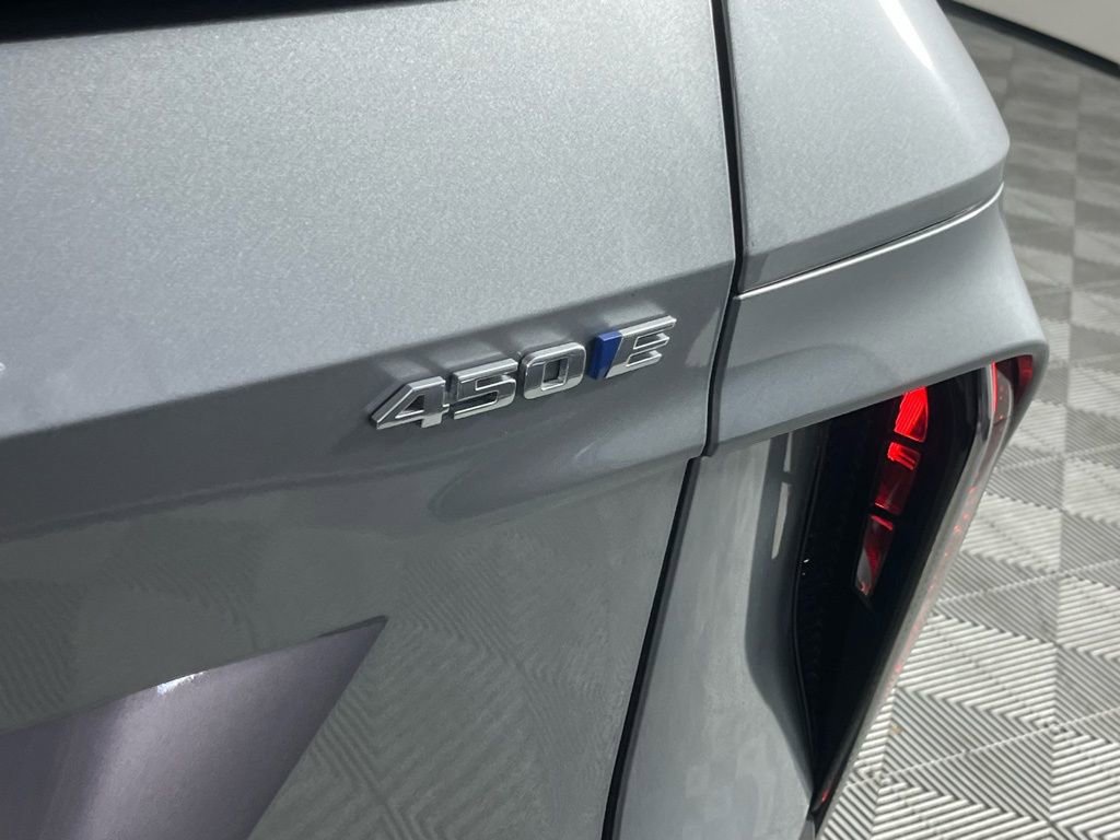 Used 2024 Cadillac Lyriq Tech w/ Driver Assist Package image 13