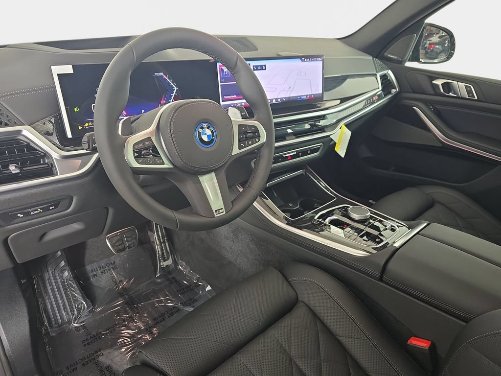 New 2026 BMW X5 xDrive50e w/ M Sport Package AWD/4WD image 16