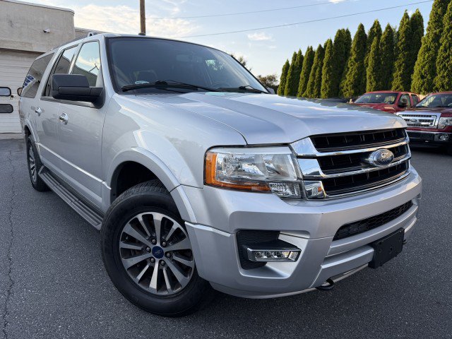 Used 2017 Ford Expedition EL XLT w/ Equipment Group 202A AWD/4WD image 3