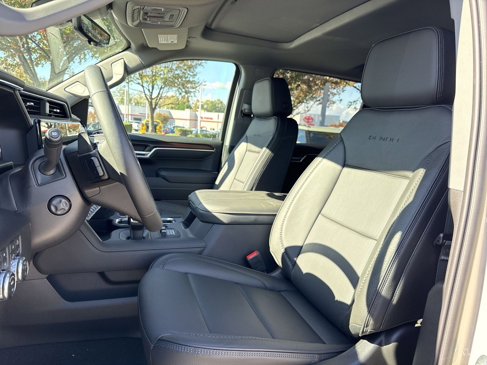 New 2026 GMC Sierra 1500 Denali w/ Technology Package image 13