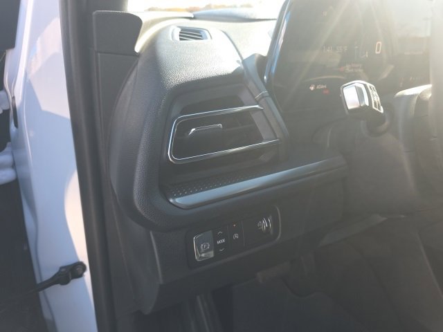 New 2026 Chevrolet Traverse LT image 13