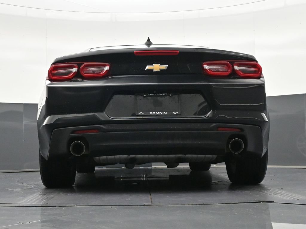 Used 2019 Chevrolet Camaro LS image 25