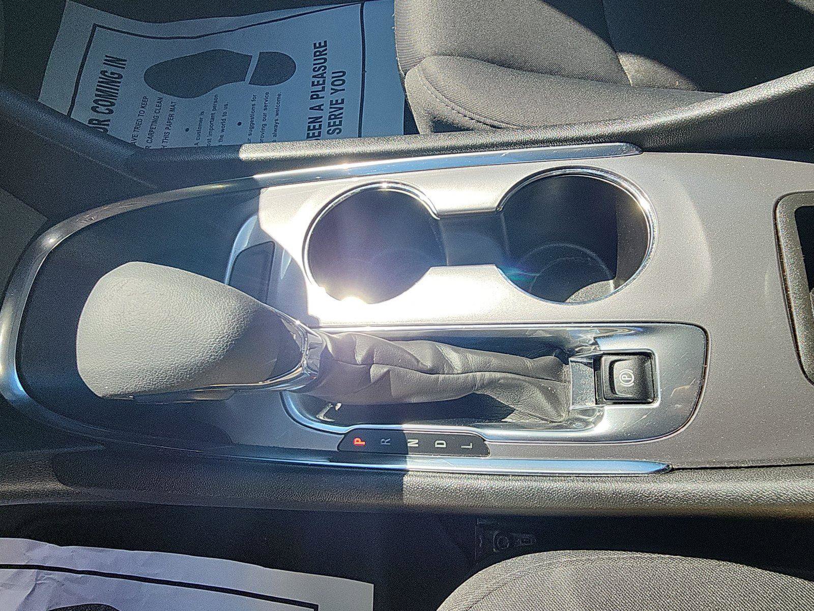 Used 2023 Chevrolet Malibu LT FWD image 19