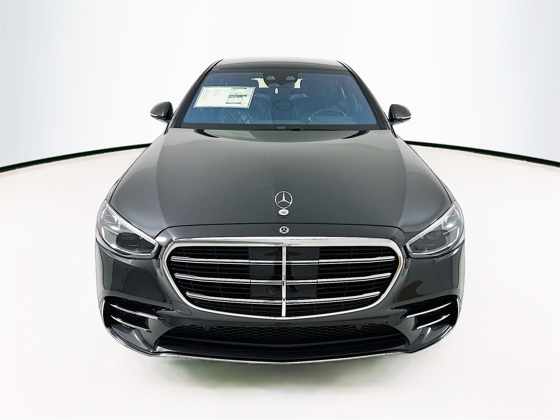 New 2026 Mercedes-Benz S 580 4MATIC Sedan image 2
