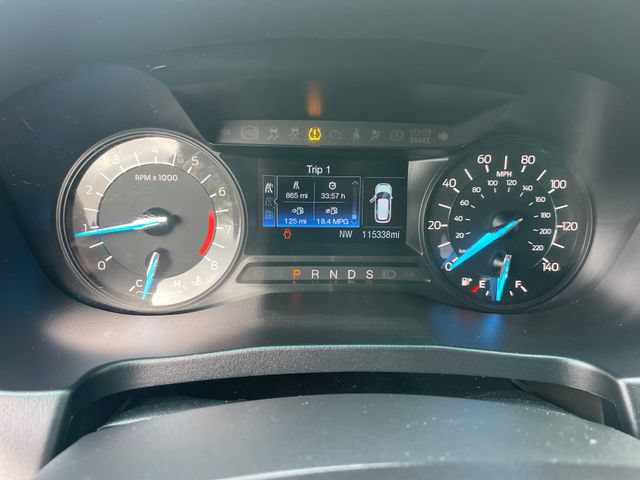 Used 2017 Ford Explorer XLT AWD/4WD image 17