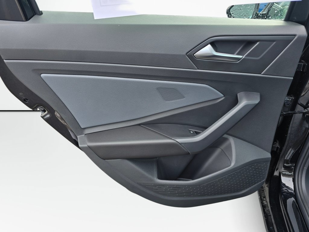 New 2026 Volkswagen Jetta SE FWD image 35