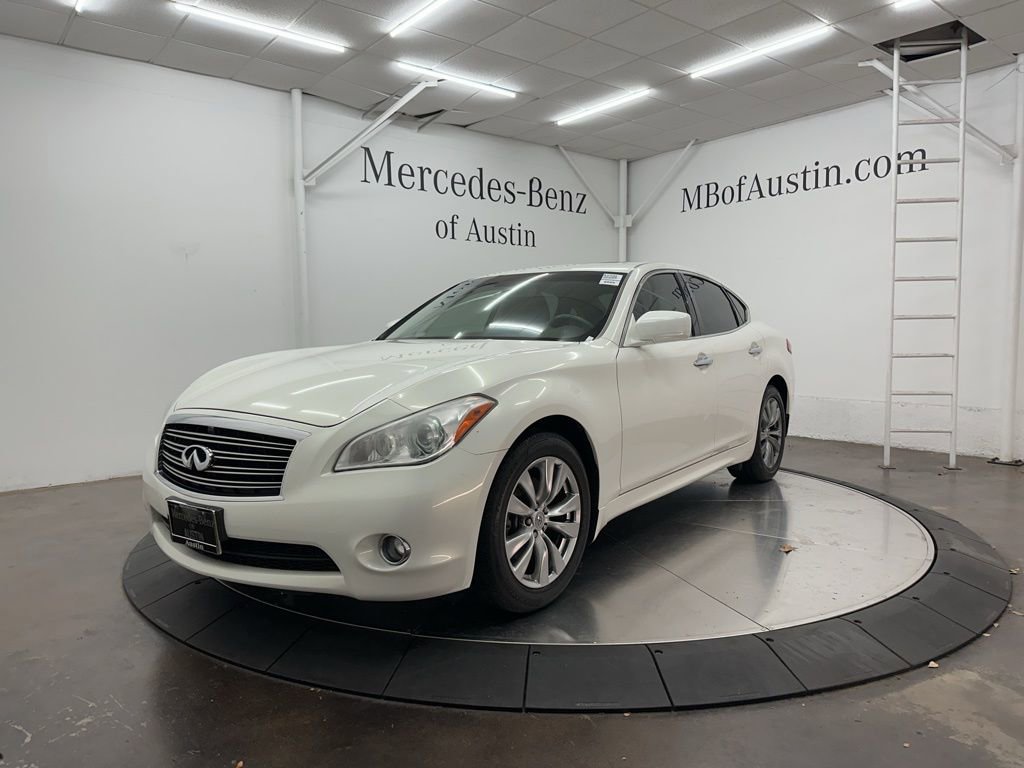 Used 2013 INFINITI M37 w/ Premium Pkg image 3