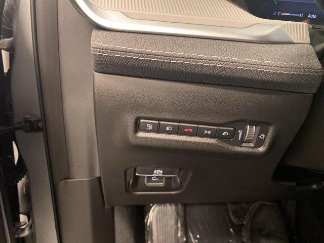 Used 2026 Jeep Cherokee Laredo AWD/4WD image 16