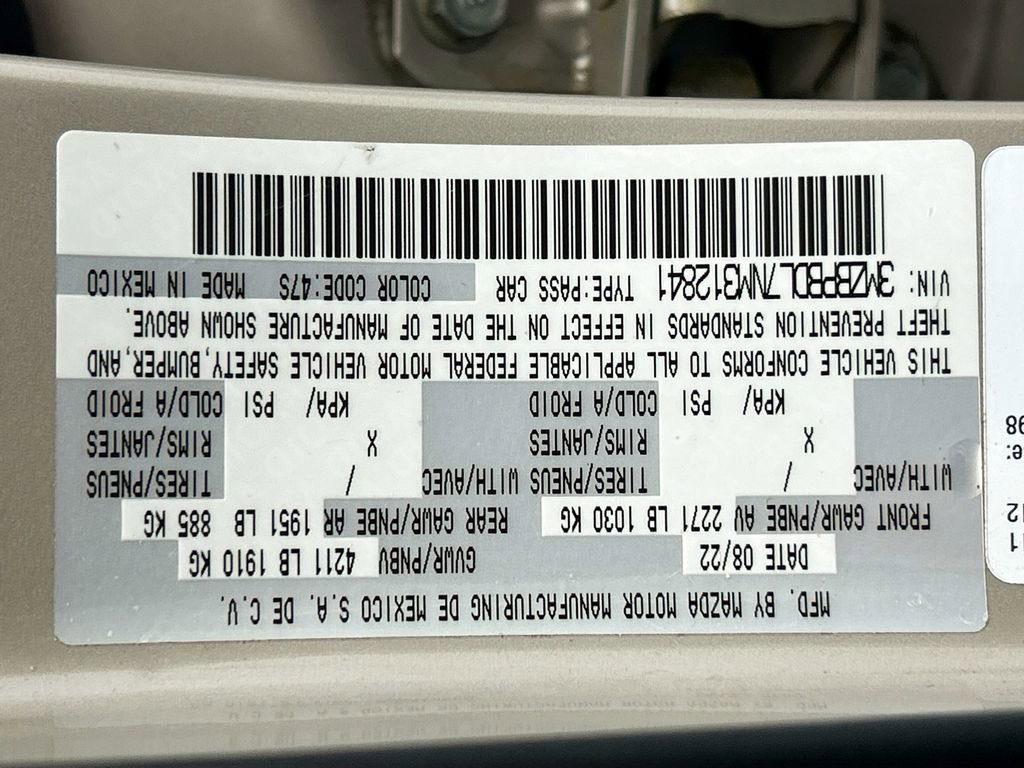 Used 2022 MAZDA MAZDA3 s image 34