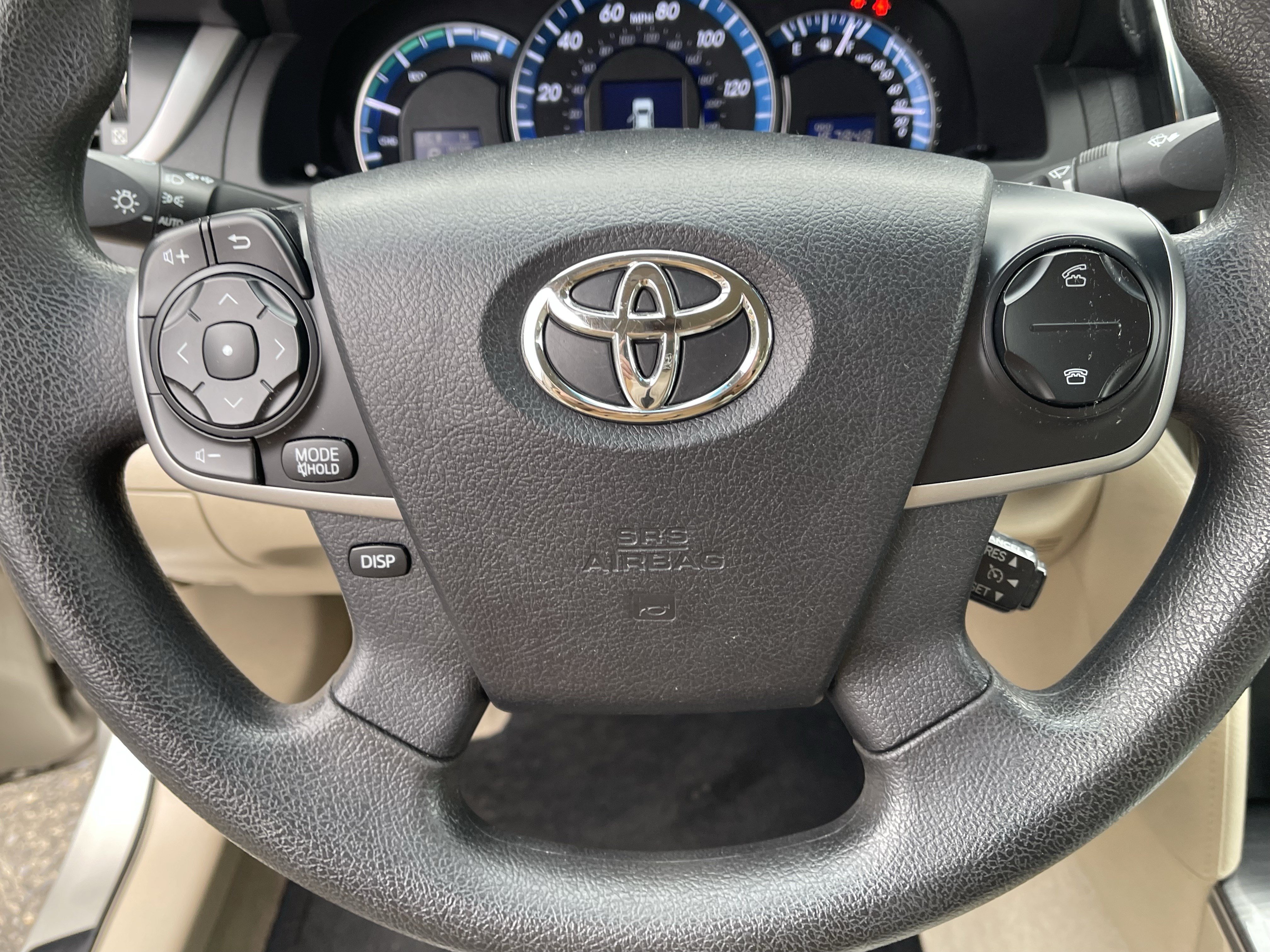 Used 2014 Toyota Camry LE FWD image 18