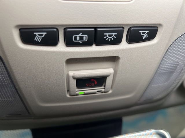 Used 2022 Toyota Corolla LE image 37