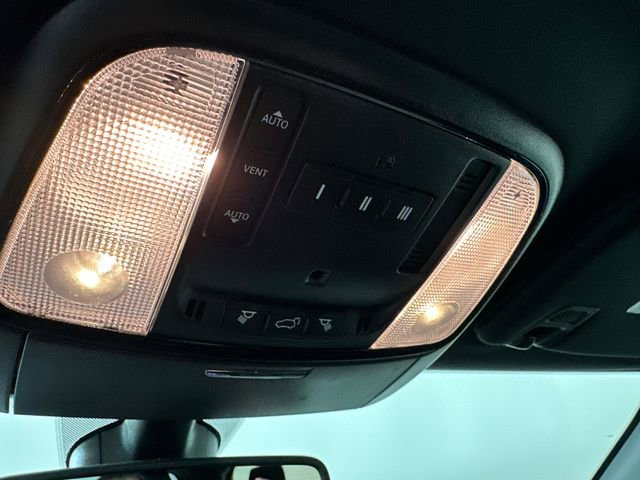 Certified 2022 Dodge Durango R/T w/ Blacktop Package image 34