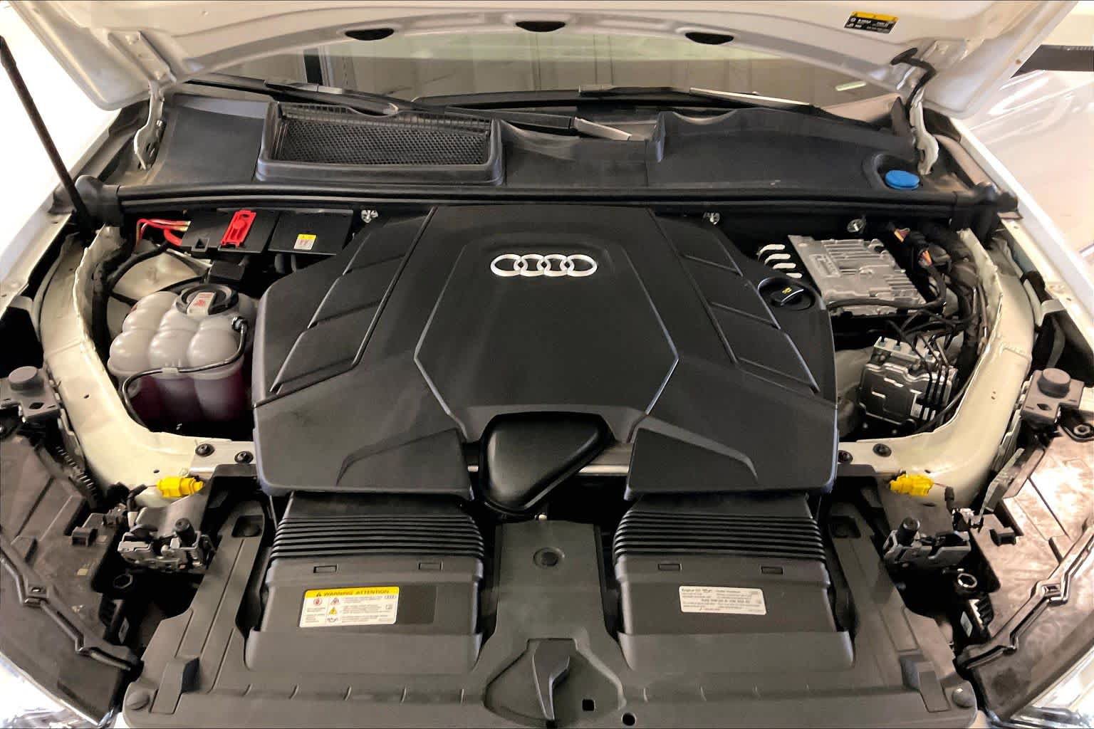 Used 2025 Audi Q7 3.0T Premium Plus AWD/4WD image 28