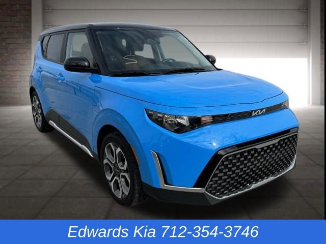 Used 2025 Kia Soul EX image 1