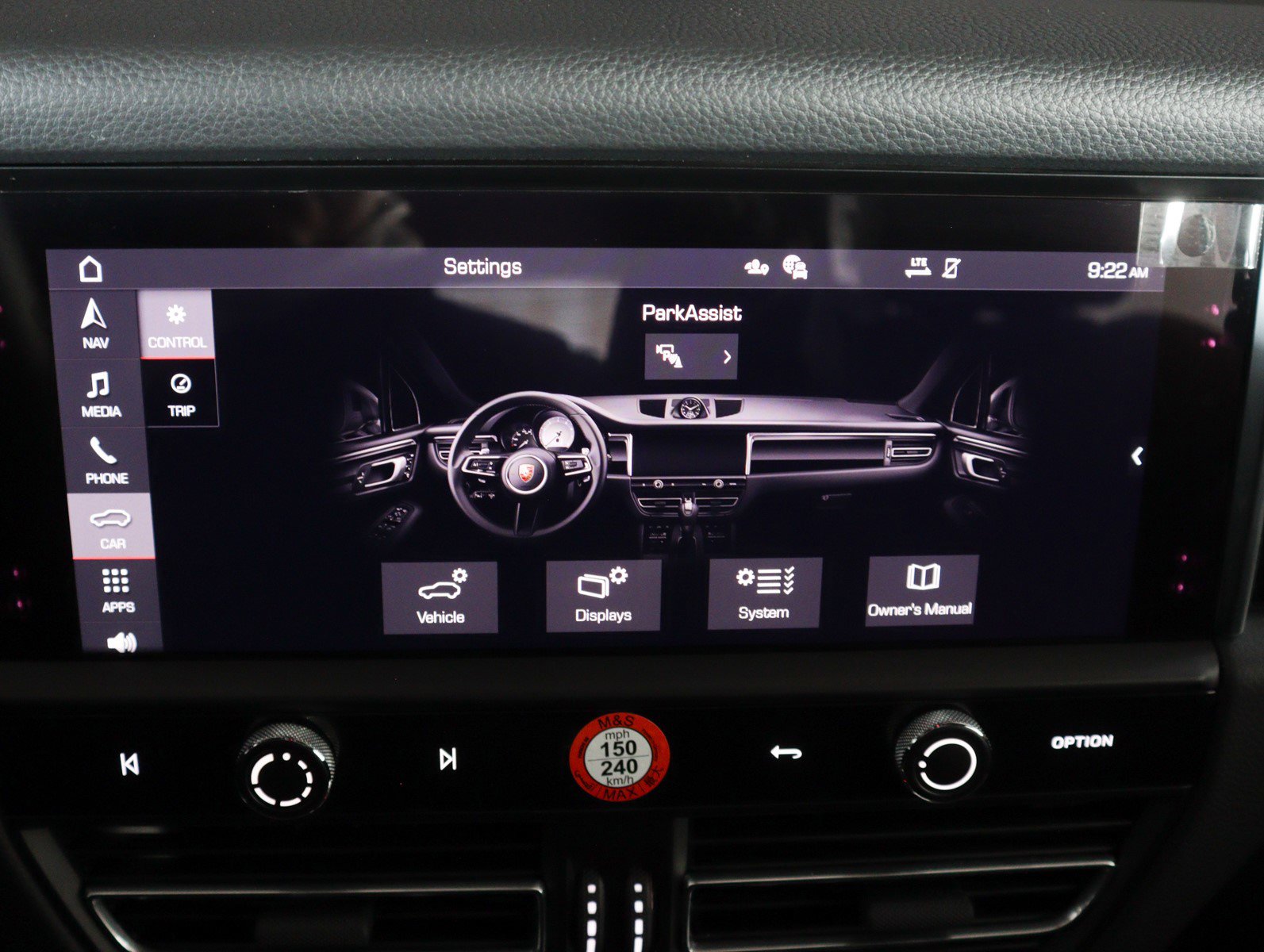 Used 2025 Porsche Macan image 21