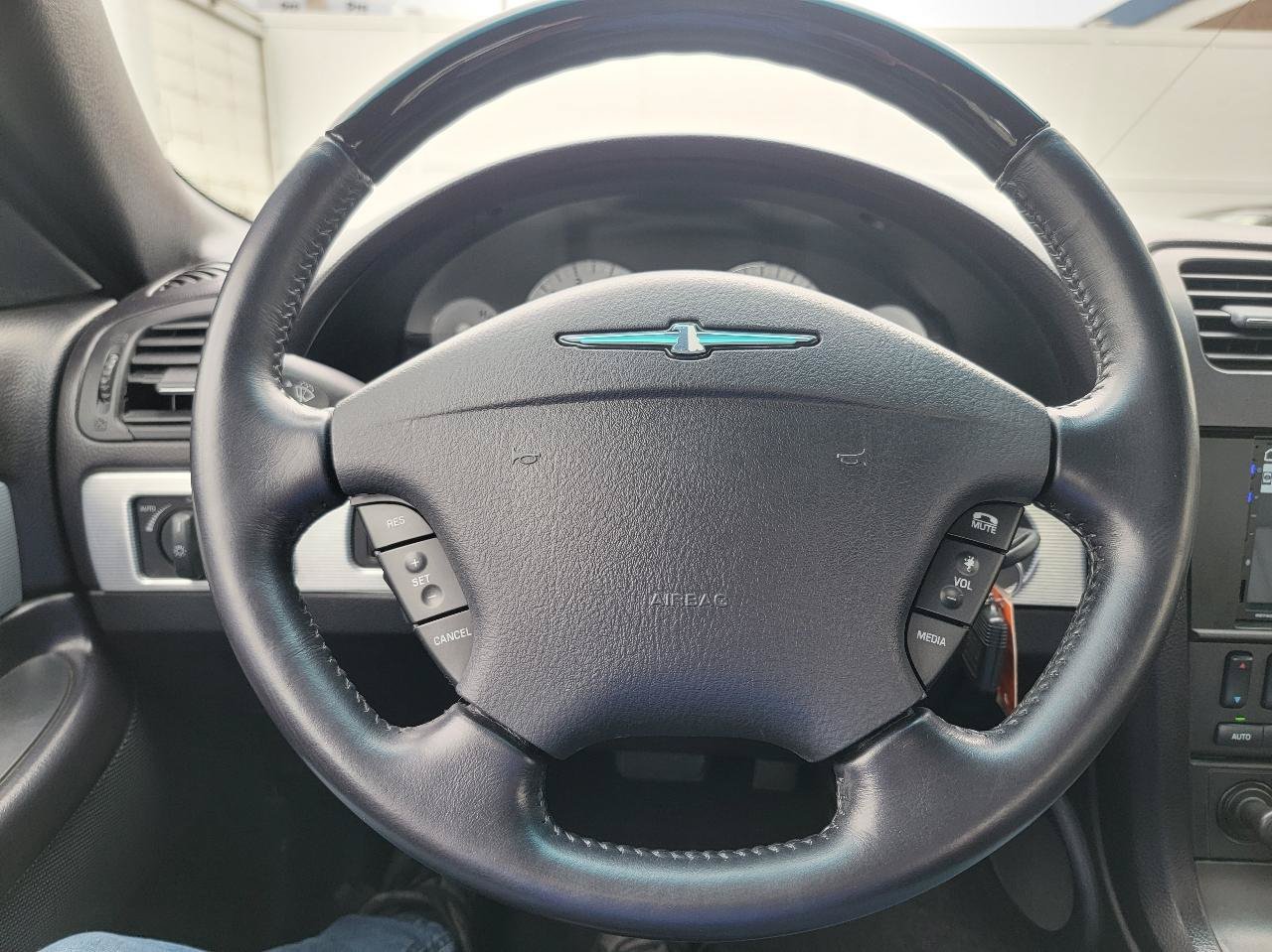 Used 2004 Ford Thunderbird RWD image 37