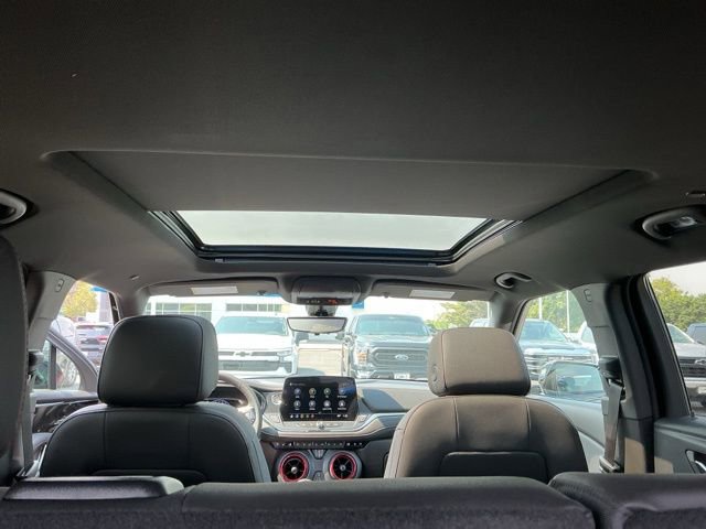New 2025 Chevrolet Blazer RS w/ Driver Confidence II Package image 22