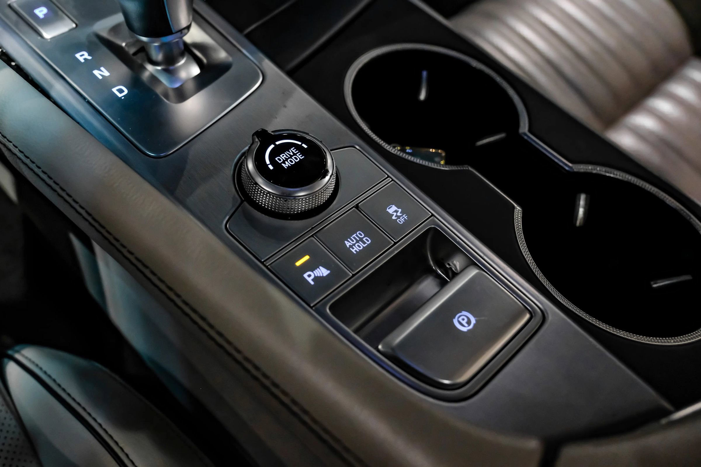 Used 2020 Genesis G70 3.3T w/ Elite Package image 25