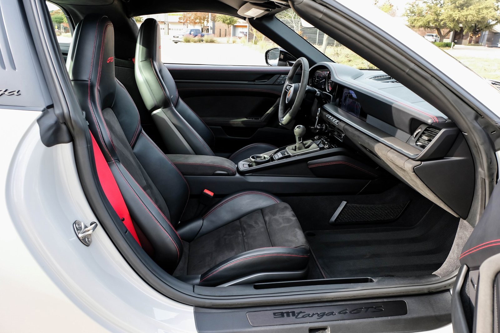 Used 2023 Porsche 911 Targa 4 GTS image 37