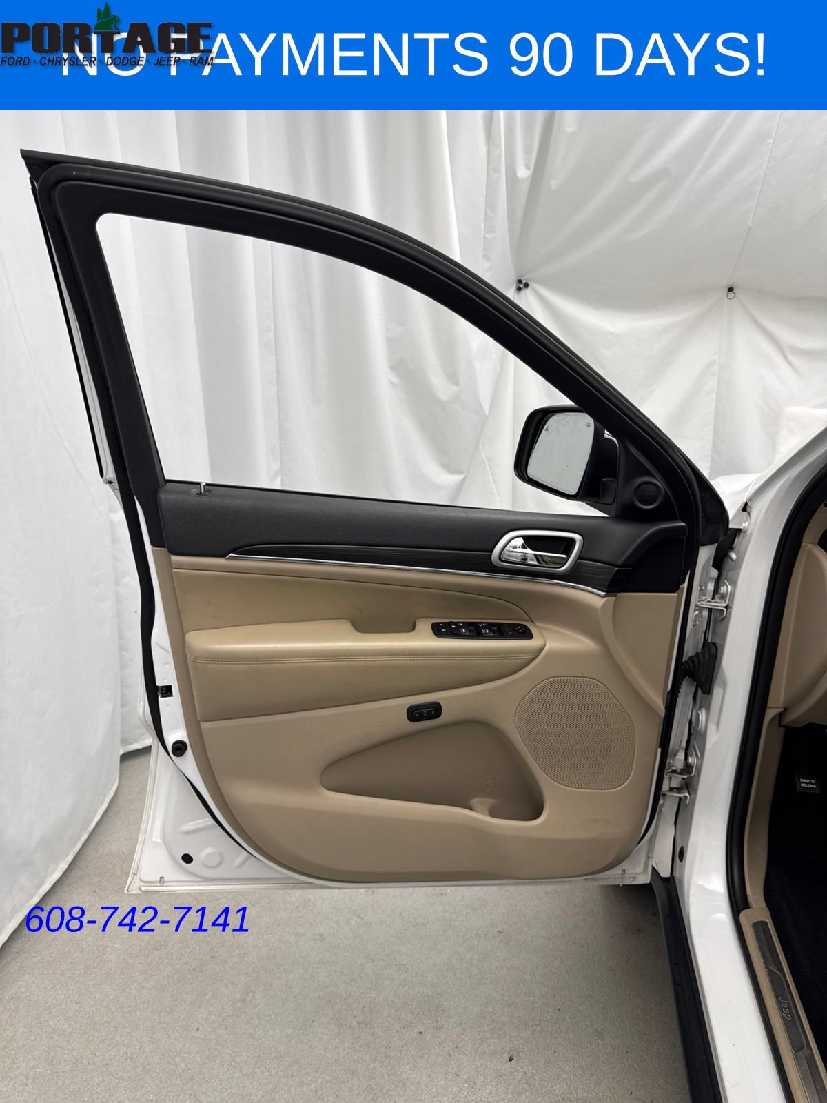 Used 2019 Jeep Grand Cherokee Limited w/ Trailer Tow Group IV AWD/4WD image 11