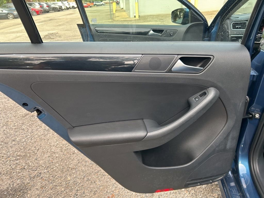 Used 2016 Volkswagen Jetta SEL image 22