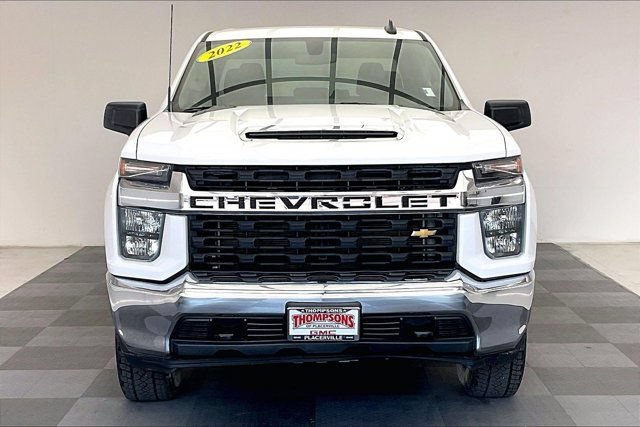 Used 2022 Chevrolet Silverado 2500 LT AWD/4WD image 2