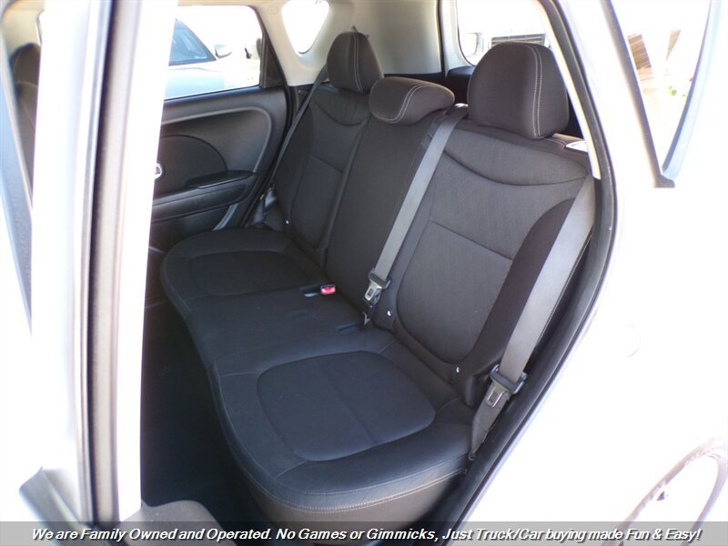 Used 2018 Kia Soul FWD image 20