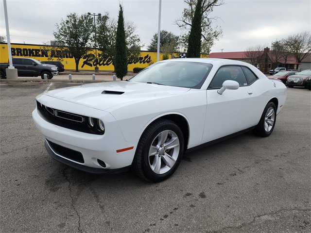 Used 2023 Dodge Challenger SXT image 6