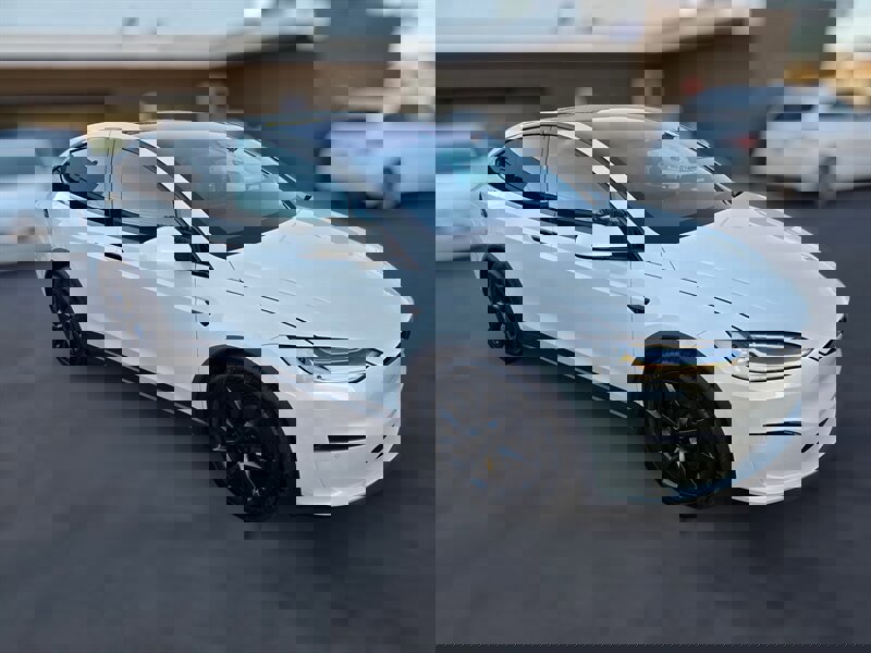 Used 2022 Tesla Model X image 3