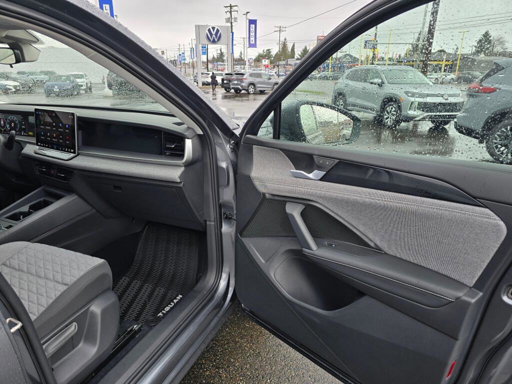 New 2026 Volkswagen Tiguan S image 40