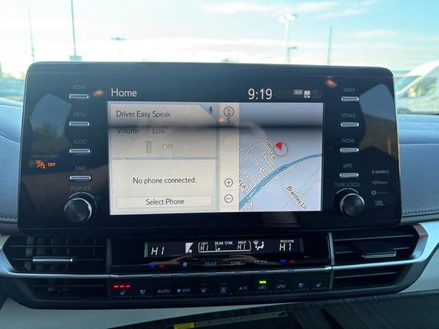 Used 2021 Toyota Sienna Platinum image 14